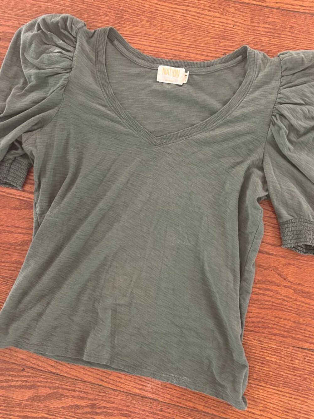 Nation LTD Celine Puff Sleeve Smocked Tee Pine Green Pima Cotton Size Small - Picture 8 of 14